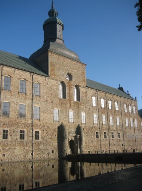 1213720638-clip-47kb.jpg